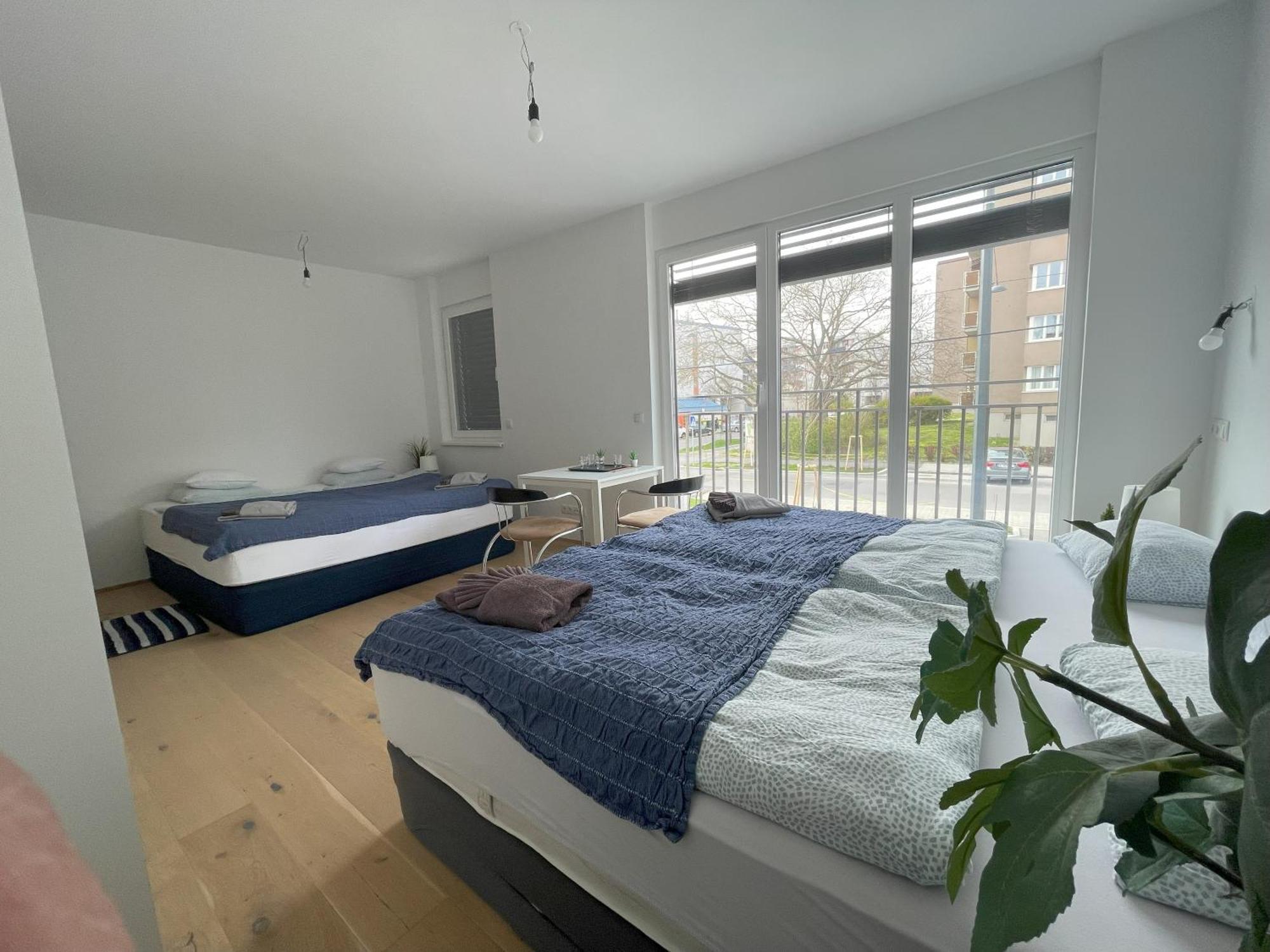 Green Garden Apartments Wina Bagian luar foto
