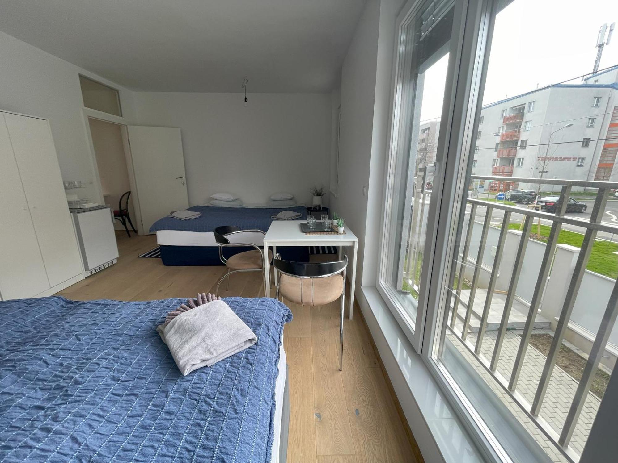 Green Garden Apartments Wina Bagian luar foto