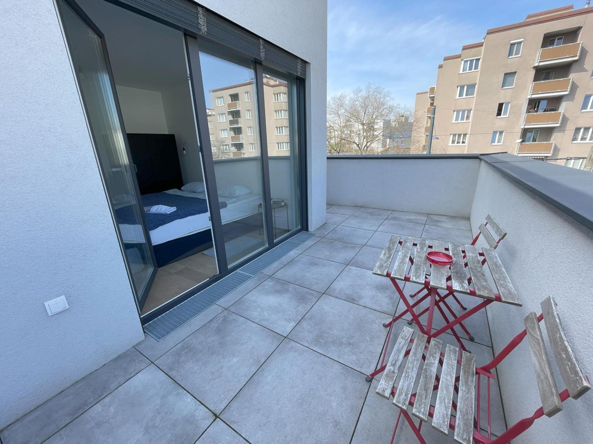 Green Garden Apartments Wina Bagian luar foto