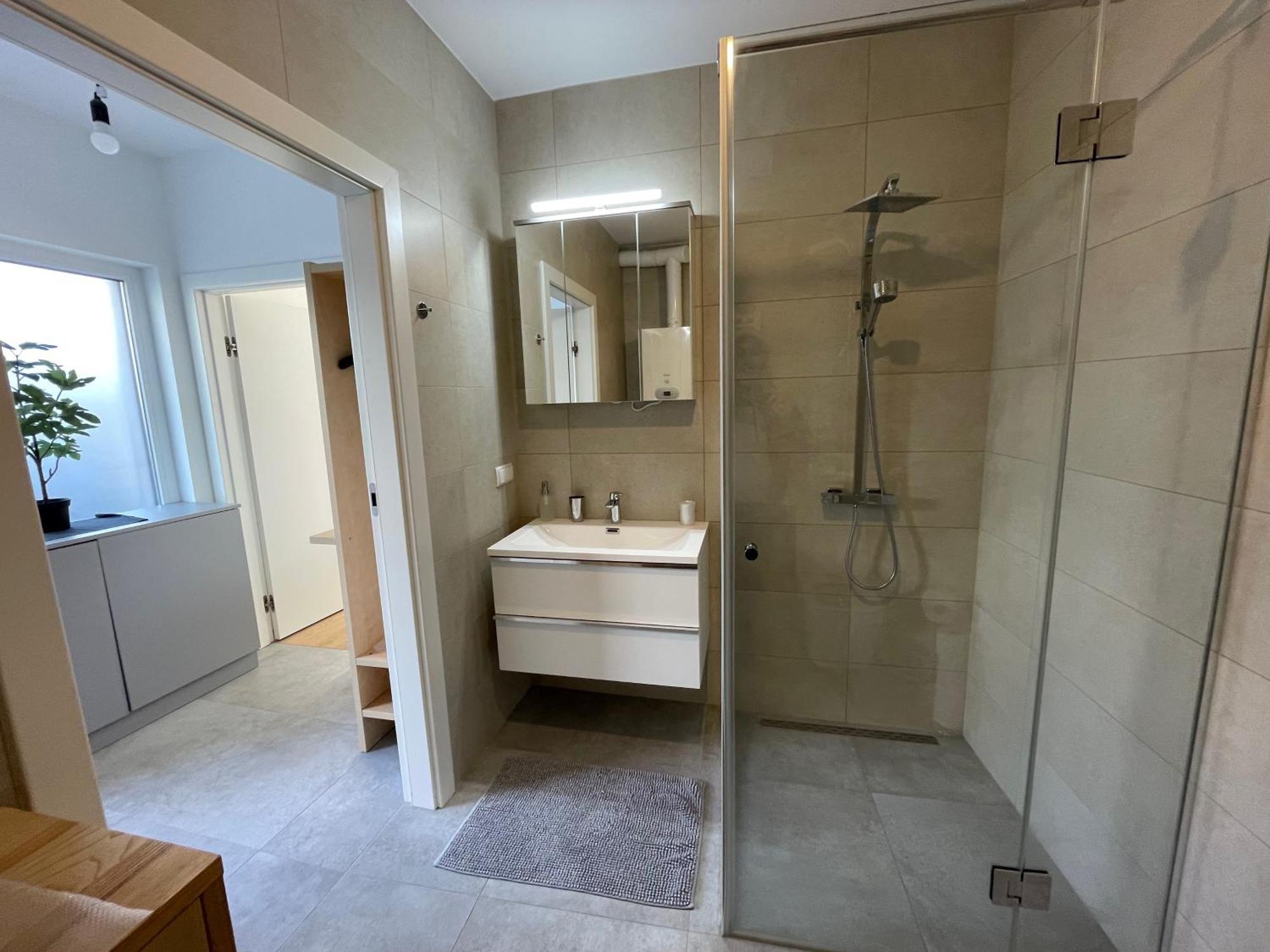 Green Garden Apartments Wina Bagian luar foto